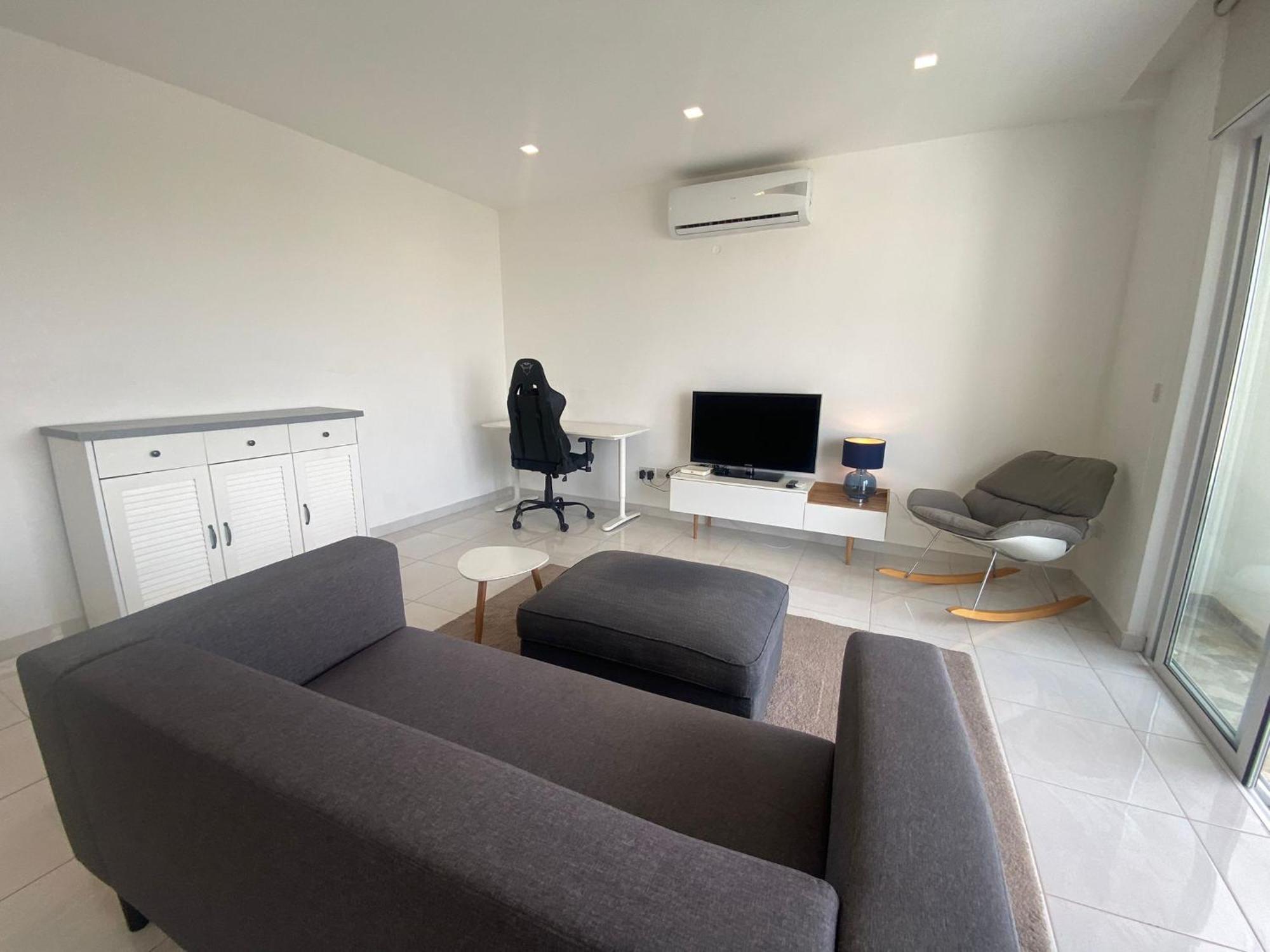 Spectacular Distant Seaview Apt Sliema Exterior photo